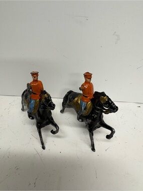 Pair of Vintage Cast Iron Horse Riders in Black and Orange 1930-40 set 2